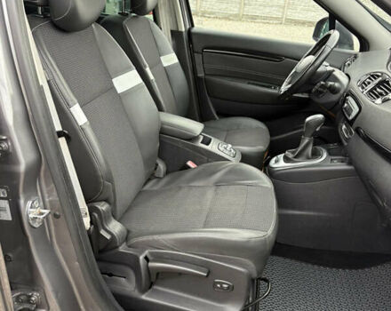 Серый Рено Сценик, объемом двигателя 1.5 л и пробегом 230 тыс. км за 8999 $, фото 24 на Automoto.ua