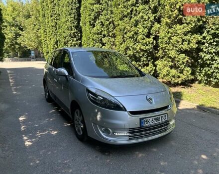 Сірий Рено Сценік, об'ємом двигуна 1.46 л та пробігом 254 тис. км за 8700 $, фото 4 на Automoto.ua