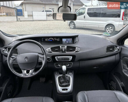 Серый Рено Сценик, объемом двигателя 1.5 л и пробегом 230 тыс. км за 8999 $, фото 12 на Automoto.ua