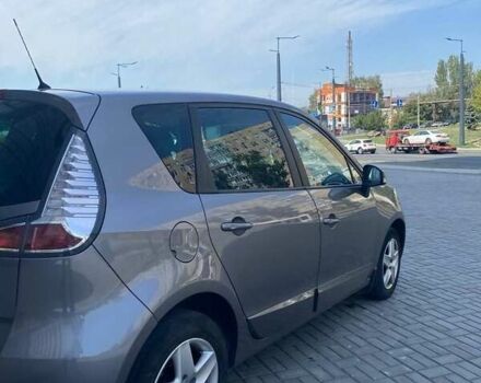 Сірий Рено Сценік, об'ємом двигуна 2 л та пробігом 180 тис. км за 8100 $, фото 2 на Automoto.ua