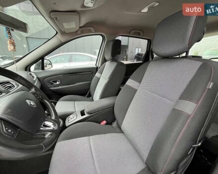 Серый Рено Сценик, объемом двигателя 1.5 л и пробегом 271 тыс. км за 8990 $, фото 35 на Automoto.ua