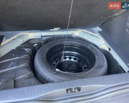 Серый Рено Сценик, объемом двигателя 1.5 л и пробегом 260 тыс. км за 11250 $, фото 7 на Automoto.ua