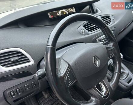 Сірий Рено Сценік, об'ємом двигуна 1.6 л та пробігом 254 тис. км за 8300 $, фото 21 на Automoto.ua