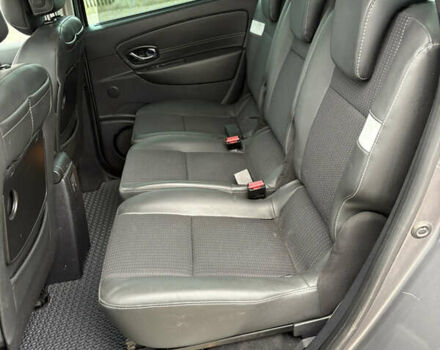 Серый Рено Сценик, объемом двигателя 1.5 л и пробегом 230 тыс. км за 8999 $, фото 17 на Automoto.ua