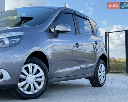 Серый Рено Сценик, объемом двигателя 1.5 л и пробегом 220 тыс. км за 7900 $, фото 9 на Automoto.ua