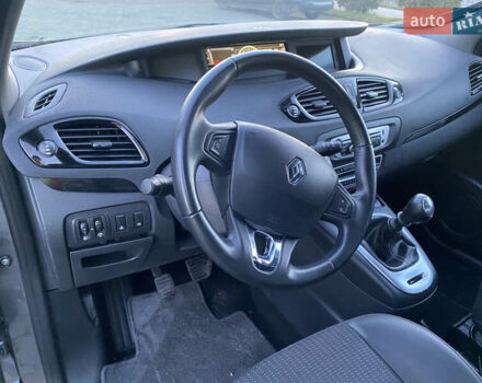 Серый Рено Сценик, объемом двигателя 1.46 л и пробегом 195 тыс. км за 8999 $, фото 13 на Automoto.ua