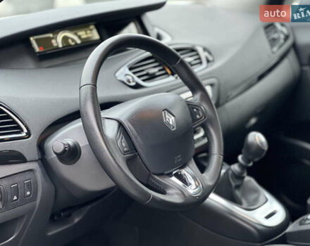 Серый Рено Сценик, объемом двигателя 1.5 л и пробегом 178 тыс. км за 10200 $, фото 28 на Automoto.ua