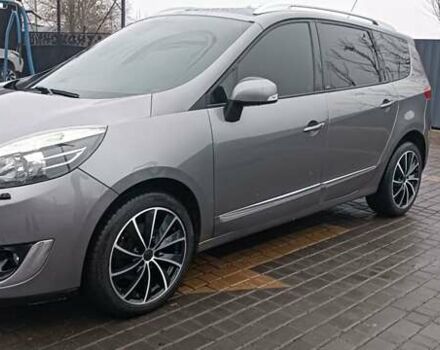 Серый Рено Сценик, объемом двигателя 1.46 л и пробегом 369 тыс. км за 10000 $, фото 2 на Automoto.ua