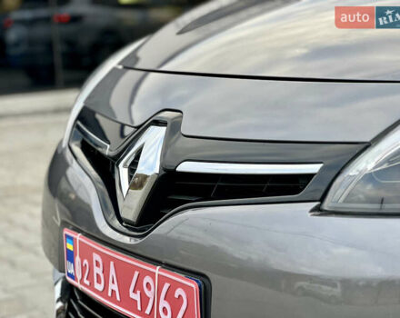Серый Рено Сценик, объемом двигателя 1.5 л и пробегом 178 тыс. км за 10200 $, фото 13 на Automoto.ua