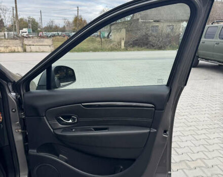 Серый Рено Сценик, объемом двигателя 1.5 л и пробегом 178 тыс. км за 10200 $, фото 38 на Automoto.ua