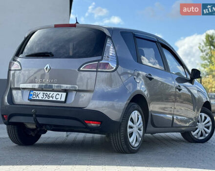 Серый Рено Сценик, объемом двигателя 1.5 л и пробегом 220 тыс. км за 7900 $, фото 12 на Automoto.ua