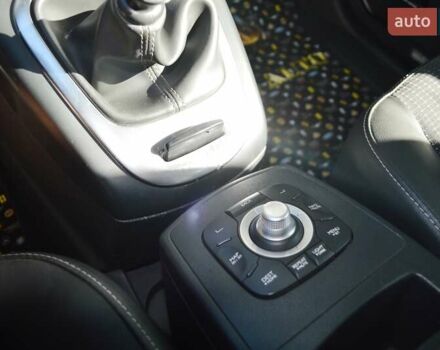 Серый Рено Сценик, объемом двигателя 1.6 л и пробегом 272 тыс. км за 7999 $, фото 29 на Automoto.ua