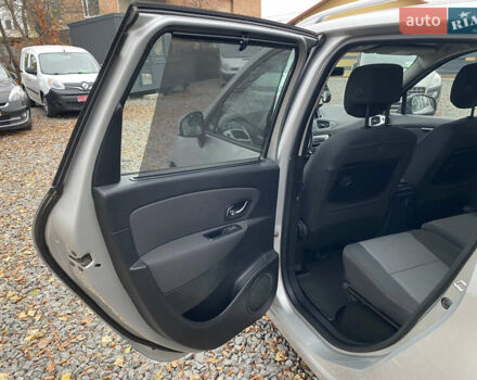 Серый Рено Сценик, объемом двигателя 1.5 л и пробегом 273 тыс. км за 7699 $, фото 20 на Automoto.ua