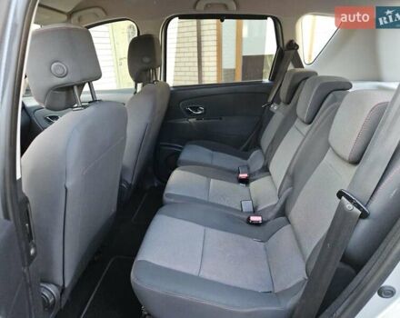 Серый Рено Сценик, объемом двигателя 1.2 л и пробегом 165 тыс. км за 6500 $, фото 21 на Automoto.ua