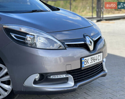 Серый Рено Сценик, объемом двигателя 1.5 л и пробегом 220 тыс. км за 7900 $, фото 7 на Automoto.ua