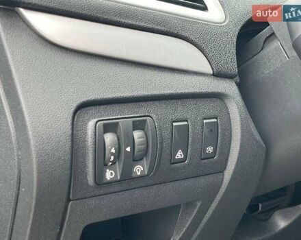 Серый Рено Сценик, объемом двигателя 1.5 л и пробегом 271 тыс. км за 8990 $, фото 36 на Automoto.ua