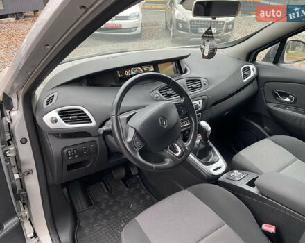 Серый Рено Сценик, объемом двигателя 1.5 л и пробегом 273 тыс. км за 7699 $, фото 15 на Automoto.ua