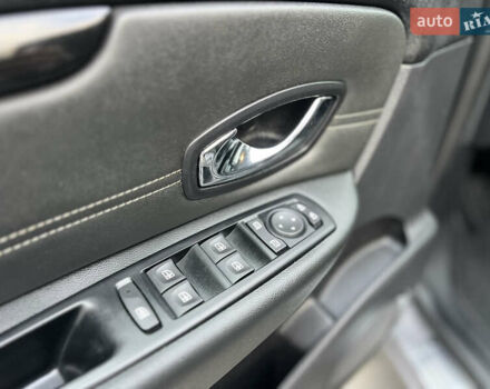 Серый Рено Сценик, объемом двигателя 1.5 л и пробегом 178 тыс. км за 10200 $, фото 30 на Automoto.ua