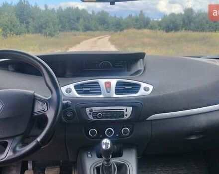 Серый Рено Сценик, объемом двигателя 1.5 л и пробегом 185 тыс. км за 7600 $, фото 12 на Automoto.ua
