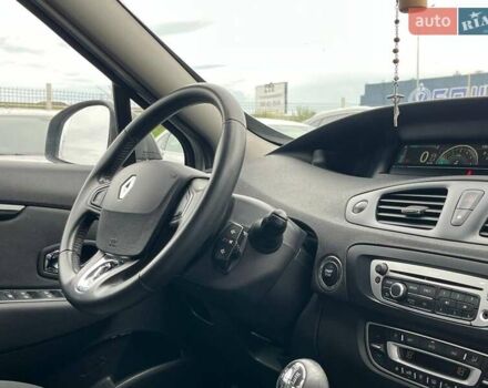 Серый Рено Сценик, объемом двигателя 1.5 л и пробегом 271 тыс. км за 8990 $, фото 12 на Automoto.ua