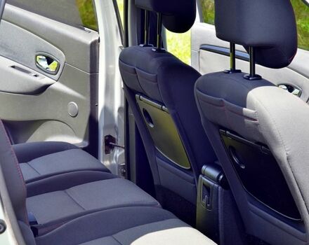 Серый Рено Сценик, объемом двигателя 1.5 л и пробегом 291 тыс. км за 8200 $, фото 6 на Automoto.ua