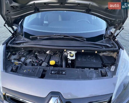 Серый Рено Сценик, объемом двигателя 1.46 л и пробегом 195 тыс. км за 8999 $, фото 26 на Automoto.ua