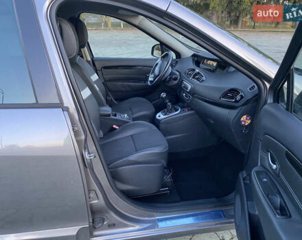 Серый Рено Сценик, объемом двигателя 1.46 л и пробегом 195 тыс. км за 8999 $, фото 20 на Automoto.ua