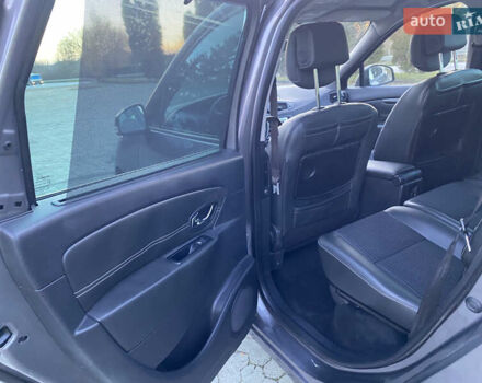 Серый Рено Сценик, объемом двигателя 1.46 л и пробегом 195 тыс. км за 8999 $, фото 15 на Automoto.ua