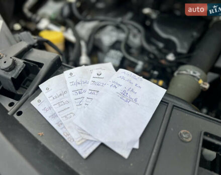 Серый Рено Сценик, объемом двигателя 1.5 л и пробегом 178 тыс. км за 10200 $, фото 55 на Automoto.ua