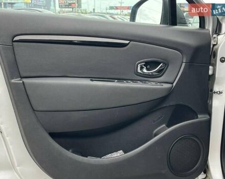 Серый Рено Сценик, объемом двигателя 1.5 л и пробегом 271 тыс. км за 8990 $, фото 38 на Automoto.ua