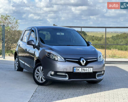 Серый Рено Сценик, объемом двигателя 1.5 л и пробегом 220 тыс. км за 7900 $, фото 1 на Automoto.ua