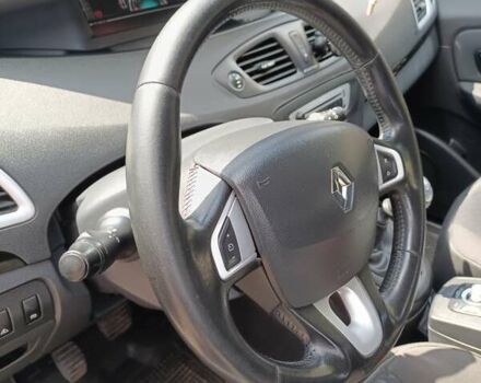 Сірий Рено Сценік, об'ємом двигуна 1.5 л та пробігом 252 тис. км за 6800 $, фото 13 на Automoto.ua