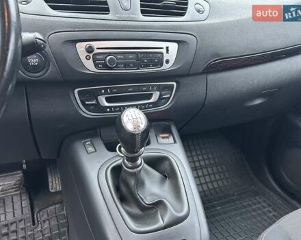 Сірий Рено Сценік, об'ємом двигуна 1.6 л та пробігом 254 тис. км за 8300 $, фото 19 на Automoto.ua