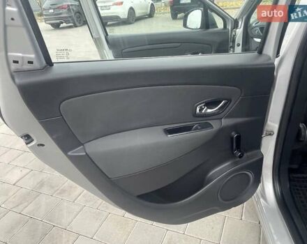 Серый Рено Сценик, объемом двигателя 1.46 л и пробегом 249 тыс. км за 7650 $, фото 14 на Automoto.ua