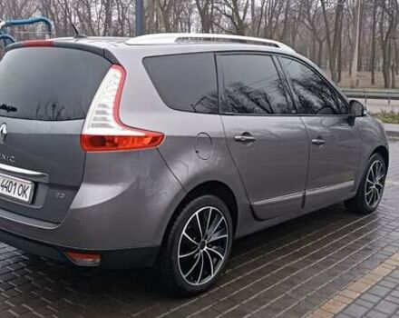 Серый Рено Сценик, объемом двигателя 1.46 л и пробегом 369 тыс. км за 10000 $, фото 5 на Automoto.ua