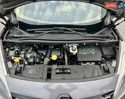 Серый Рено Сценик, объемом двигателя 1.5 л и пробегом 178 тыс. км за 10200 $, фото 54 на Automoto.ua