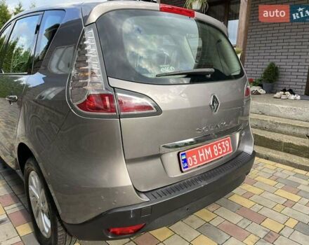 Серый Рено Сценик, объемом двигателя 1.5 л и пробегом 187 тыс. км за 8700 $, фото 4 на Automoto.ua