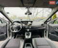 Рено Сценик 2014 в Харькове на Automoto.ua Серый Рено Сценик, объемом двигателя 2 л и пробегом 248 тыс. км за 9700 $, фото 18 на Automoto.ua