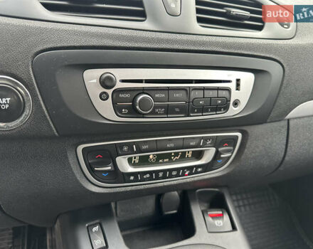 Сірий Рено Сценік, об'ємом двигуна 1.5 л та пробігом 181 тис. км за 9800 $, фото 38 на Automoto.ua