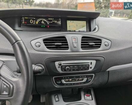 Сірий Рено Сценік, об'ємом двигуна 1.46 л та пробігом 237 тис. км за 8950 $, фото 21 на Automoto.ua