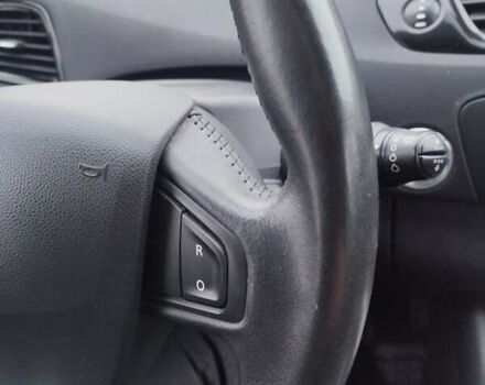 Сірий Рено Сценік, об'ємом двигуна 1.46 л та пробігом 135 тис. км за 9600 $, фото 3 на Automoto.ua