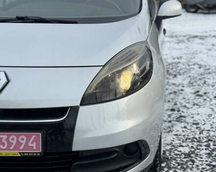 Сірий Рено Сценік, об'ємом двигуна 1.5 л та пробігом 246 тис. км за 7600 $, фото 14 на Automoto.ua