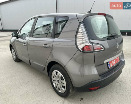 Сірий Рено Сценік, об'ємом двигуна 1.5 л та пробігом 181 тис. км за 9800 $, фото 10 на Automoto.ua