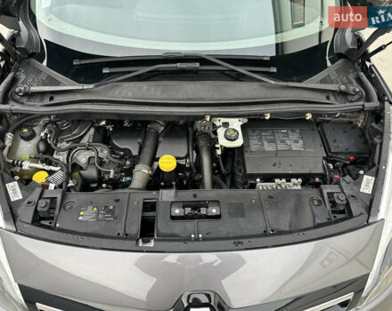 Сірий Рено Сценік, об'ємом двигуна 1.5 л та пробігом 181 тис. км за 9800 $, фото 67 на Automoto.ua