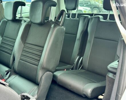 Серый Рено Сценик, объемом двигателя 0 л и пробегом 213 тыс. км за 10400 $, фото 19 на Automoto.ua