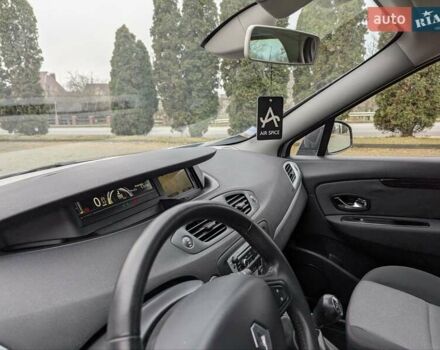 Сірий Рено Сценік, об'ємом двигуна 1.46 л та пробігом 237 тис. км за 8950 $, фото 18 на Automoto.ua