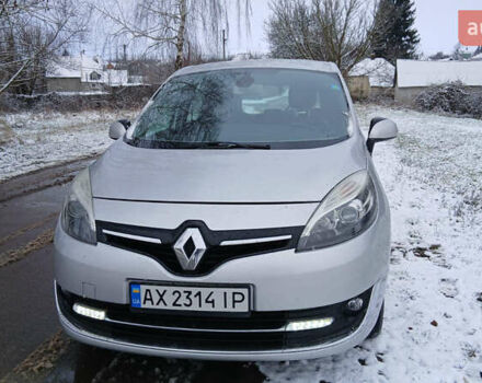 Сірий Рено Сценік, об'ємом двигуна 2 л та пробігом 248 тис. км за 8900 $, фото 2 на Automoto.ua