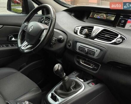 Серый Рено Сценик, объемом двигателя 1.5 л и пробегом 172 тыс. км за 10600 $, фото 23 на Automoto.ua