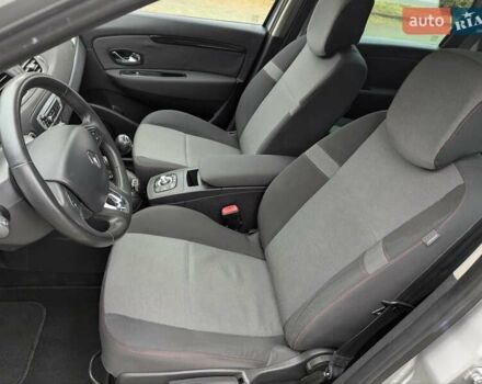 Сірий Рено Сценік, об'ємом двигуна 1.46 л та пробігом 237 тис. км за 8950 $, фото 14 на Automoto.ua