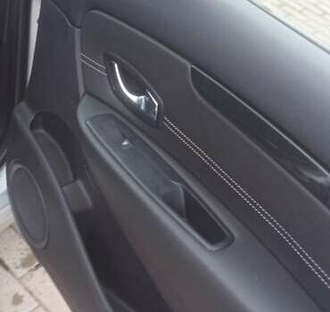 Рено Сценік 2014 у Дубно на Automoto.ua Сірий Рено Сценік, об'ємом двигуна 1.6 л та пробігом 264 тис. км за 8950 $, фото 19 на Automoto.ua